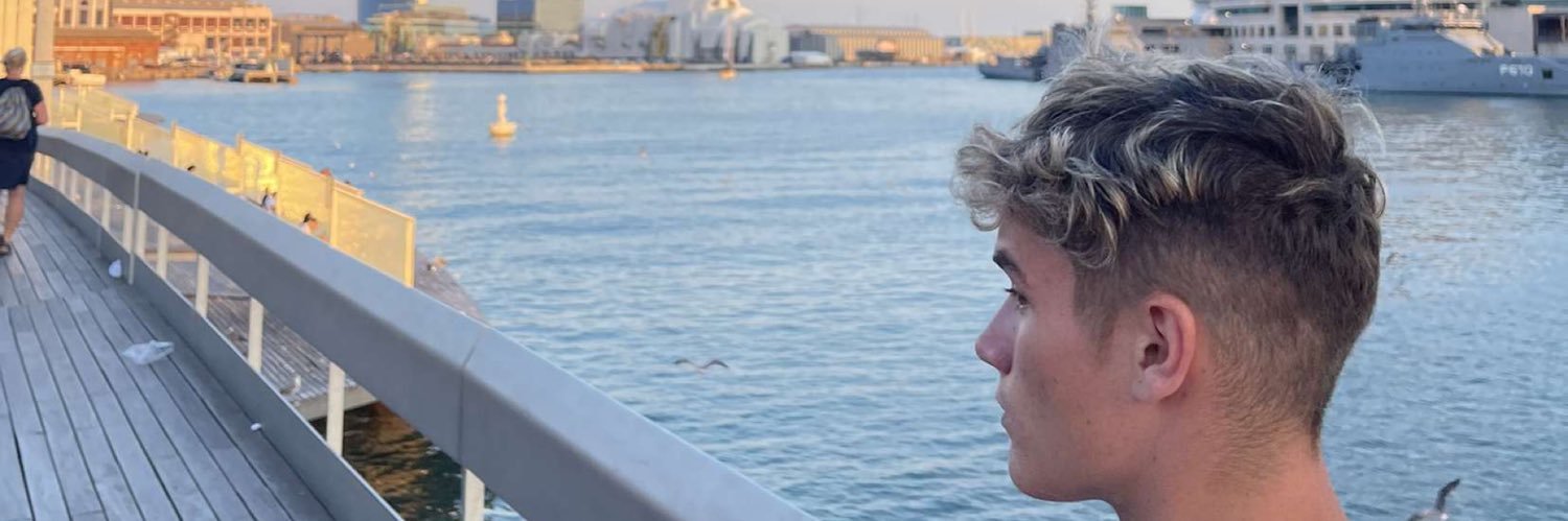 Tom_gbrt's profile banner image