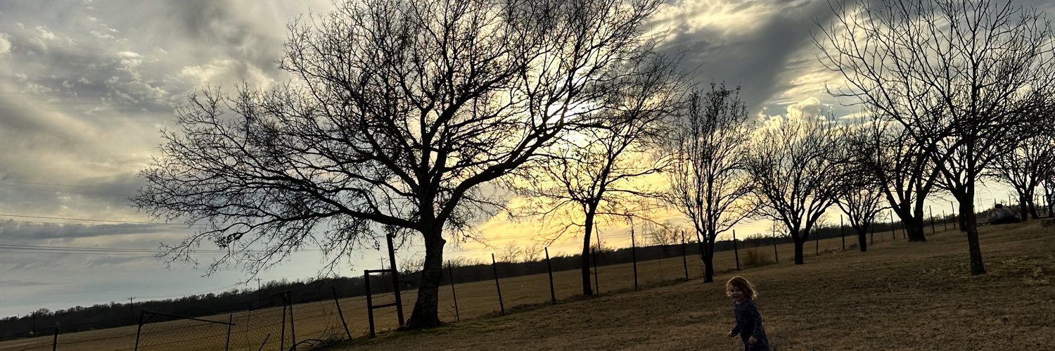 Sav_taylor13's profile banner image