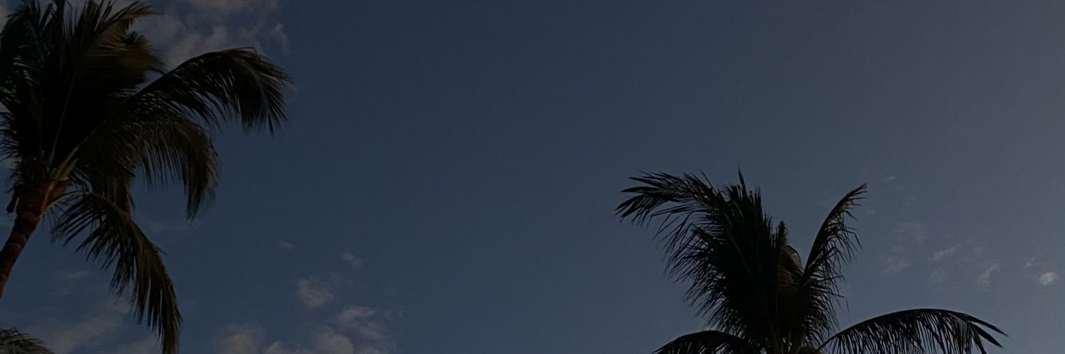 estazcng's profile banner image