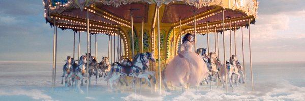 Indila Profile Banner