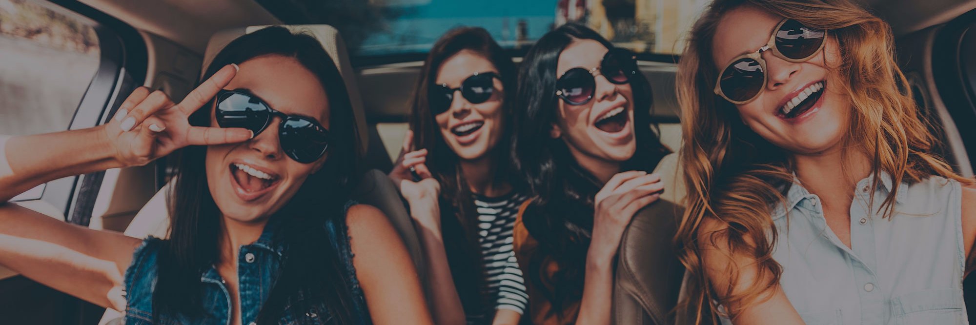 lesbesocial's profile banner image