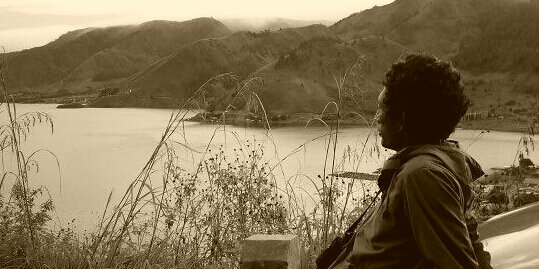derisaputra's profile banner image