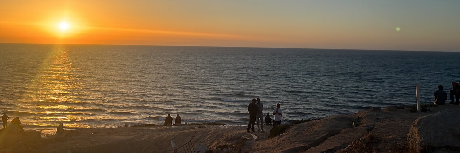 llomar98's profile banner image