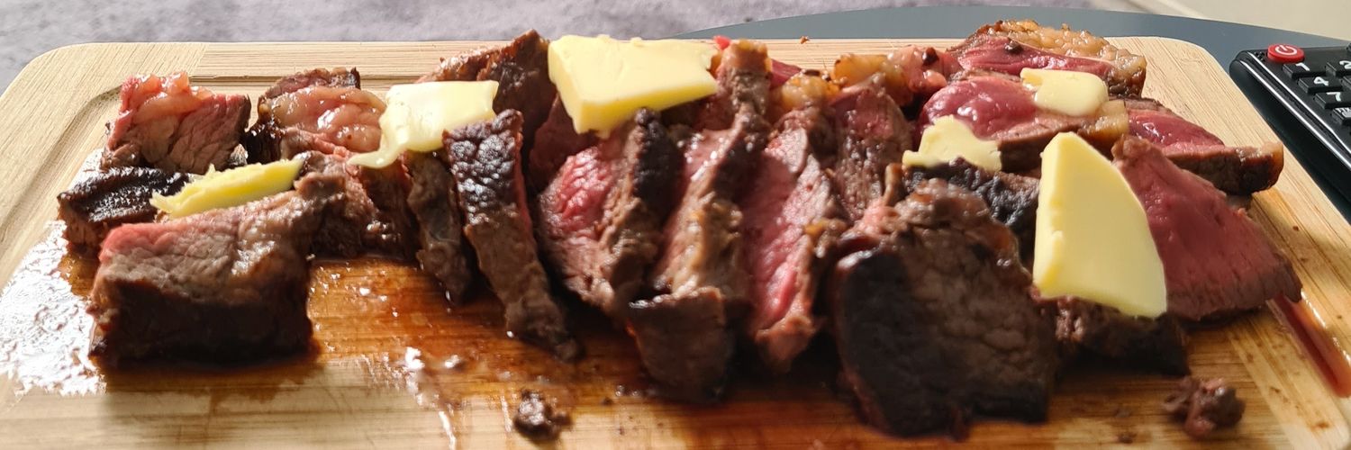 carnivore🏴󠁧󠁢󠁳󠁣󠁴󠁿Courier banner