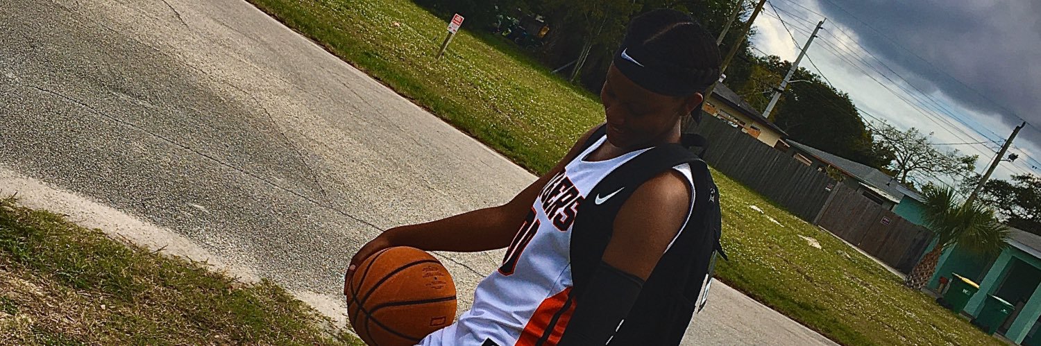 Victoria Zidor - 5’10” Guard Foward 2022 banner