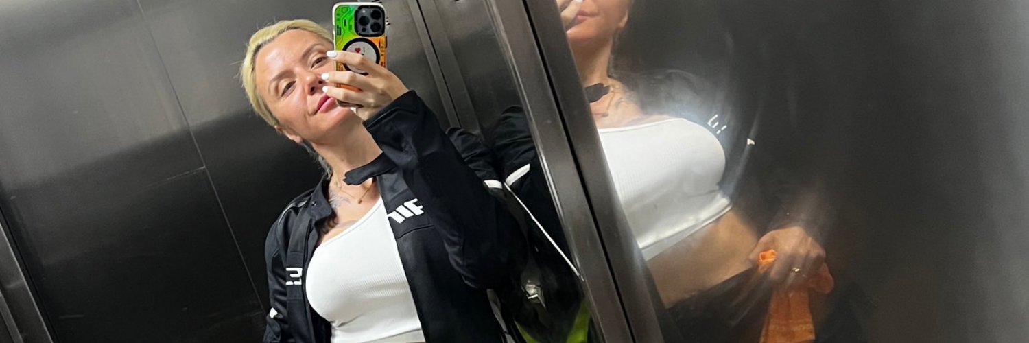 Bursa_Leylaa's profile banner image