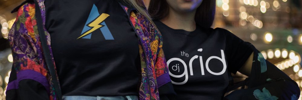 KLYZ 98.5 / 107.9 LA banner