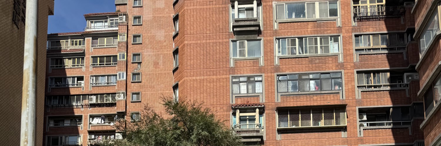 三重小隻馬 banner