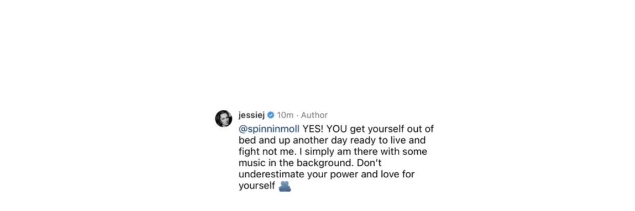 spinninmoll's profile banner image