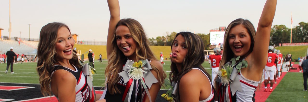 carlyglover19's profile banner image