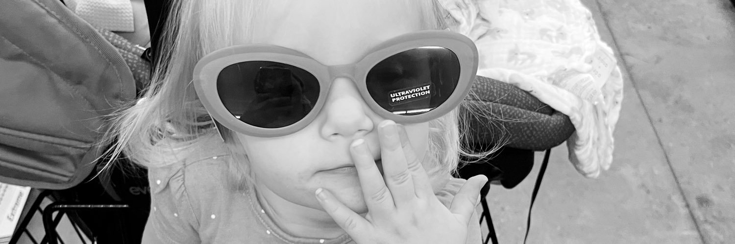 deannaaughtman's profile banner image