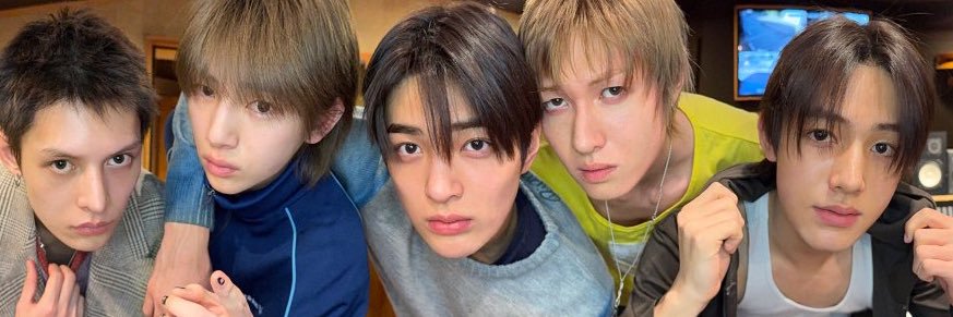rkives_'s profile banner image