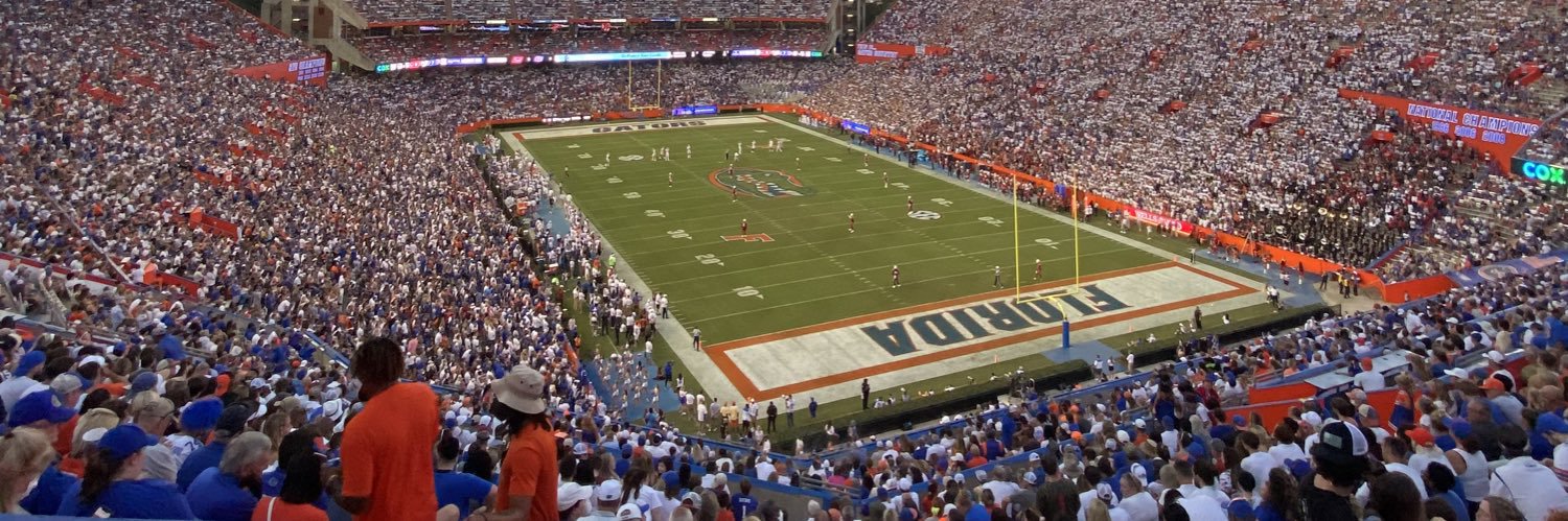 CJ Thomas🐊 banner