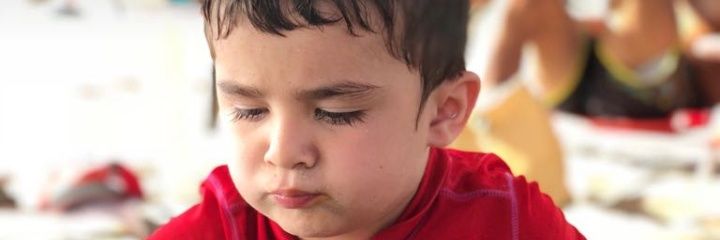 ambarmena_'s profile banner image