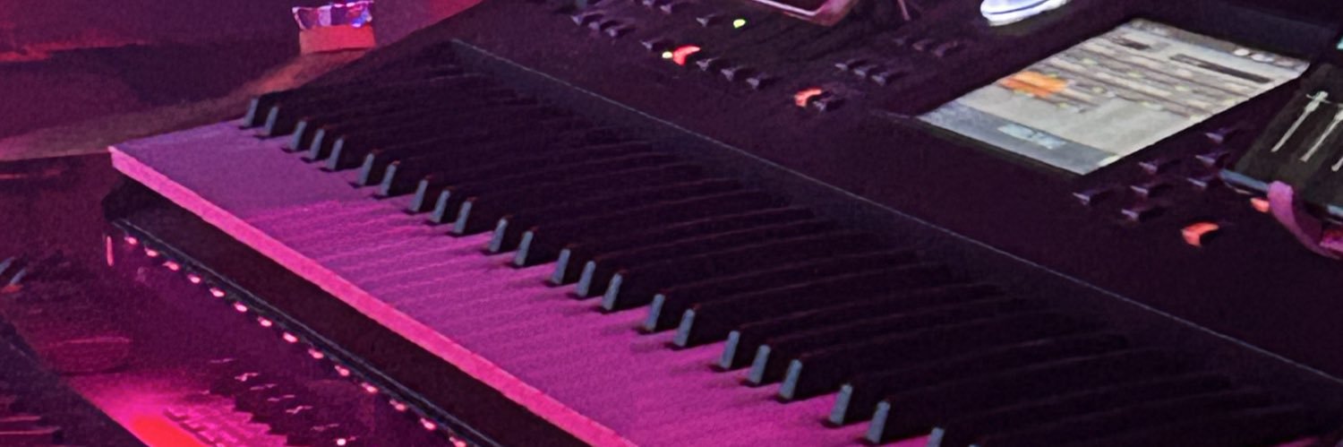 Kaela 🤘🏻 banner