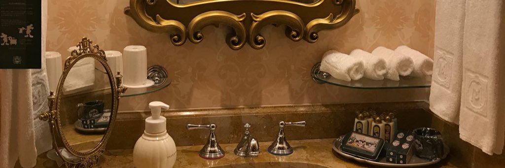 toipoolove's profile banner image