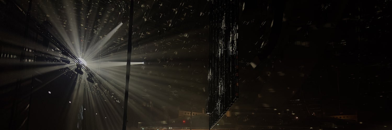 amirvhh's profile banner image