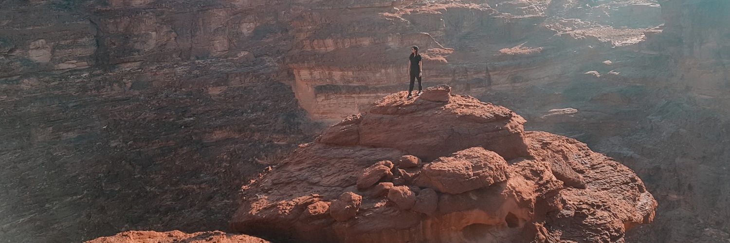 MagdaShz's profile banner image