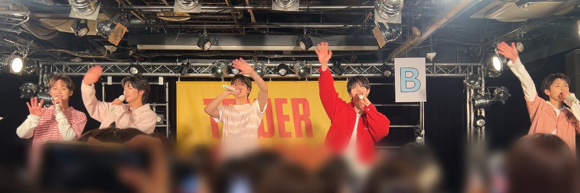 wty_22_'s profile banner image