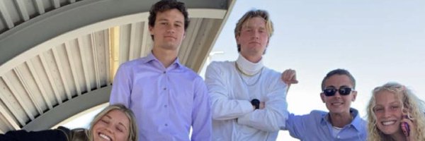 r_mar5 Profile Banner