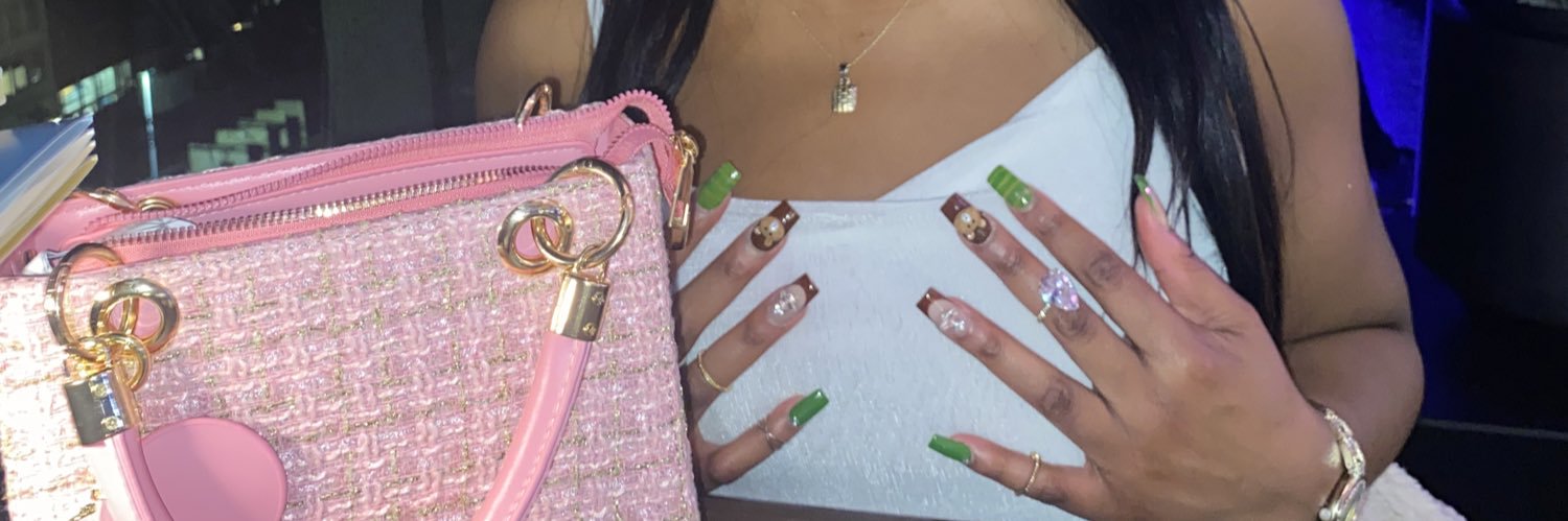 loriocakexx's profile banner image