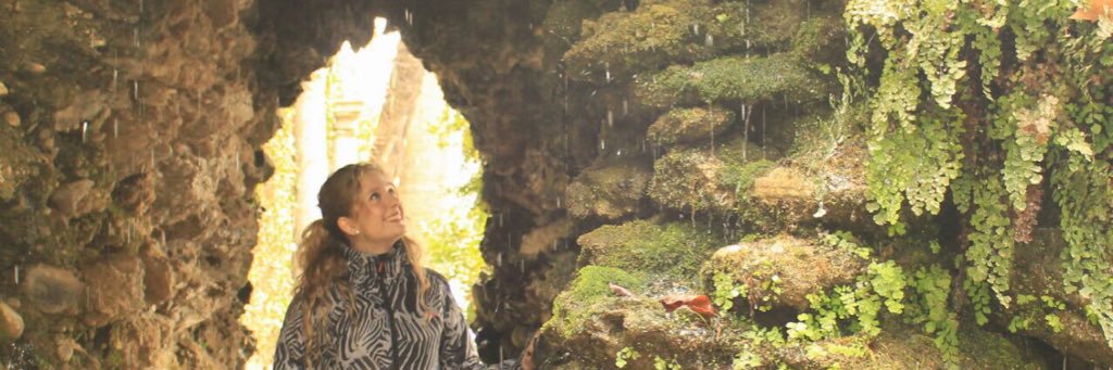 Ana Bustamante banner