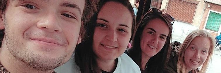 Teresamz02's profile banner image