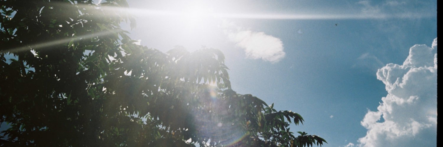 ivikaOLIK's profile banner image