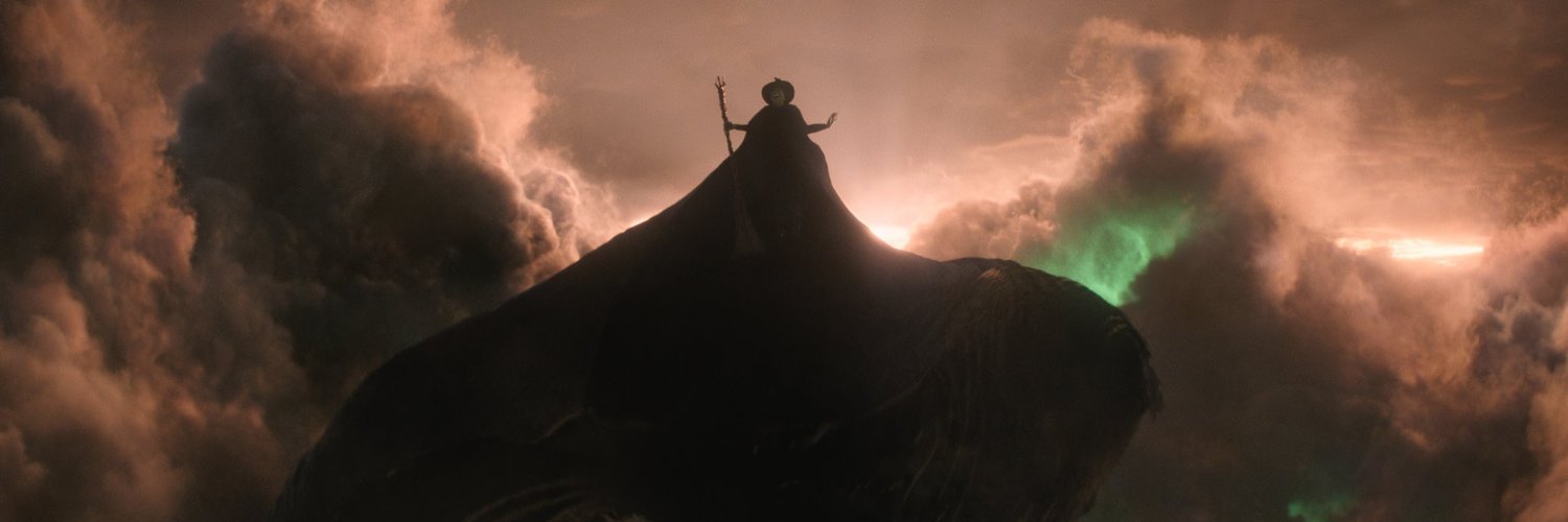 Elphaba 🧙‍♀️🔮 banner
