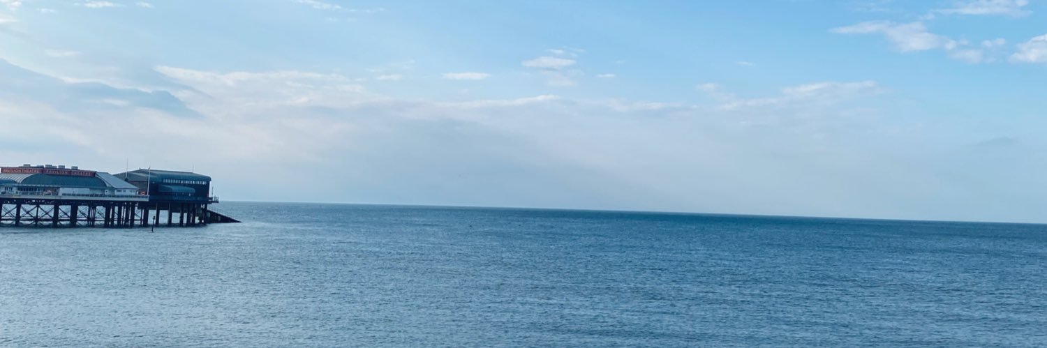 hollashazz's profile banner image