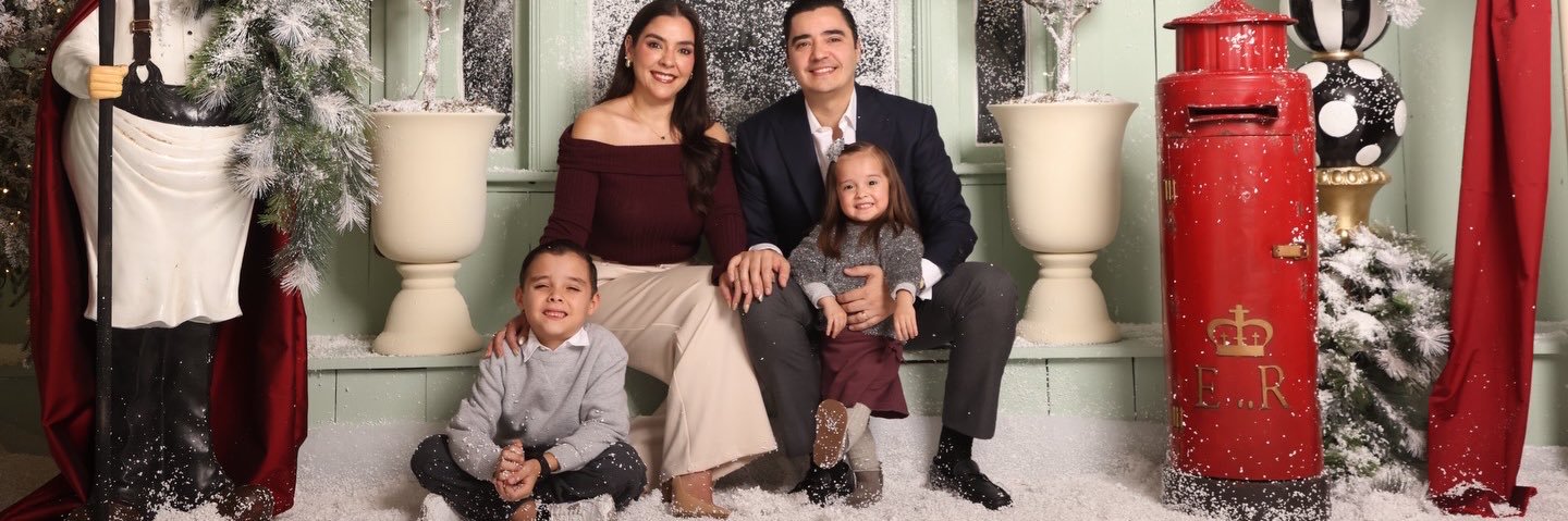 zamdiaz's profile banner image