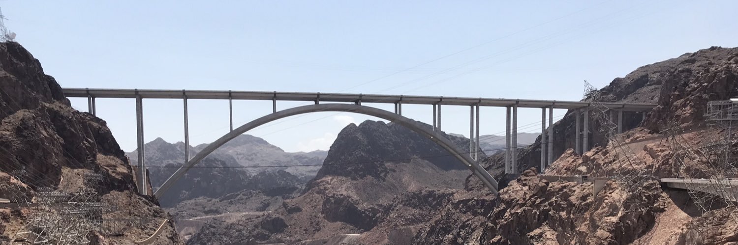 ellieschuster's profile banner image