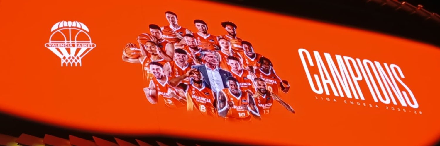 pinazojavier's profile banner image