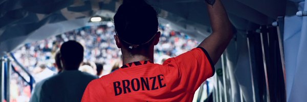 LucyBronze Profile Banner