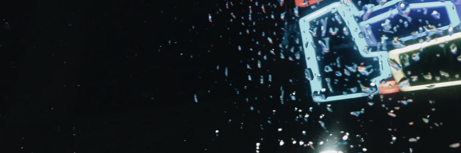 𝓔 banner