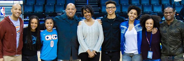 WBell_BizBuzz Profile Banner