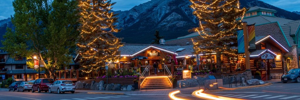 WoodRestaurant's profile banner image
