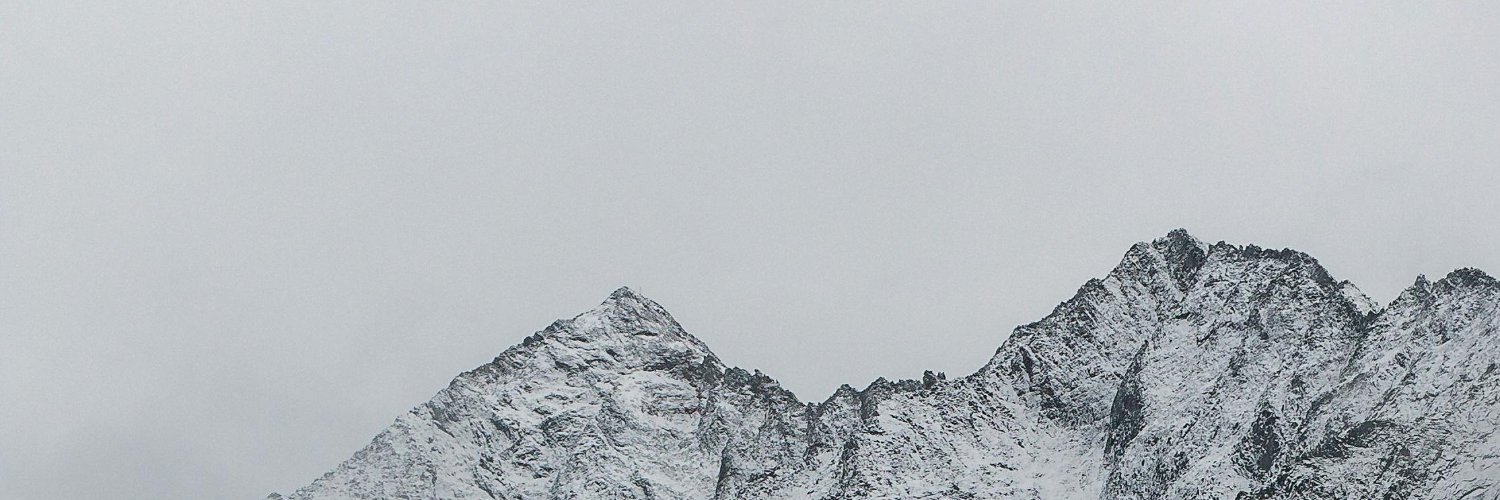 PixieZehir's profile banner image