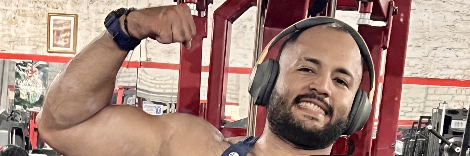 Steven Beltrán banner