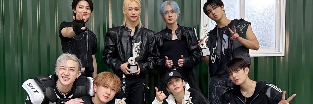 Zi🐰 banner