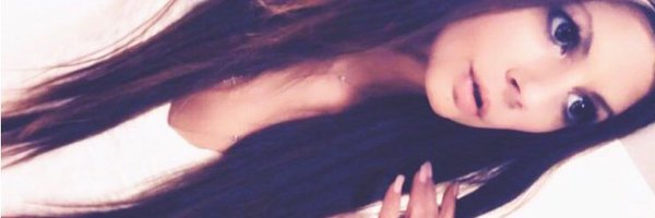 sstaria Profile Banner