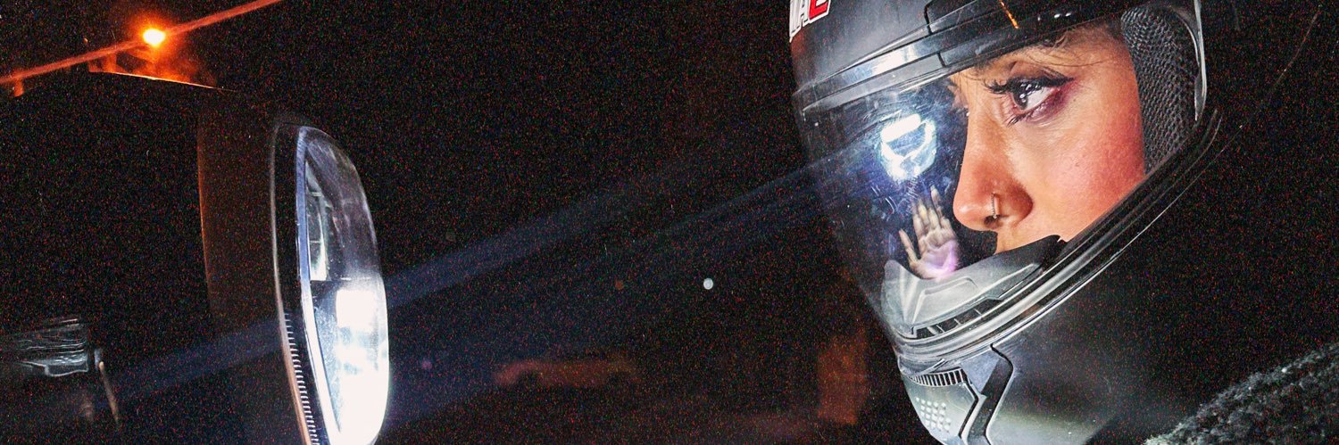 Monē banner