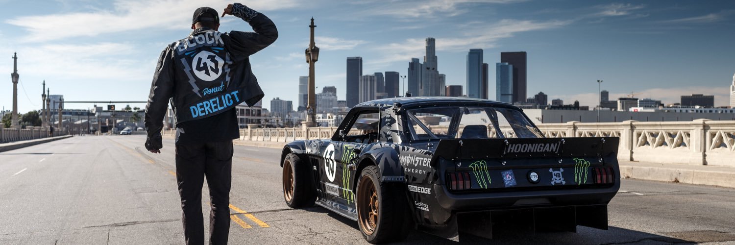 Nuggets Truck banner