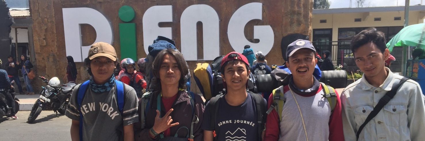 Ujangsarung's profile banner image