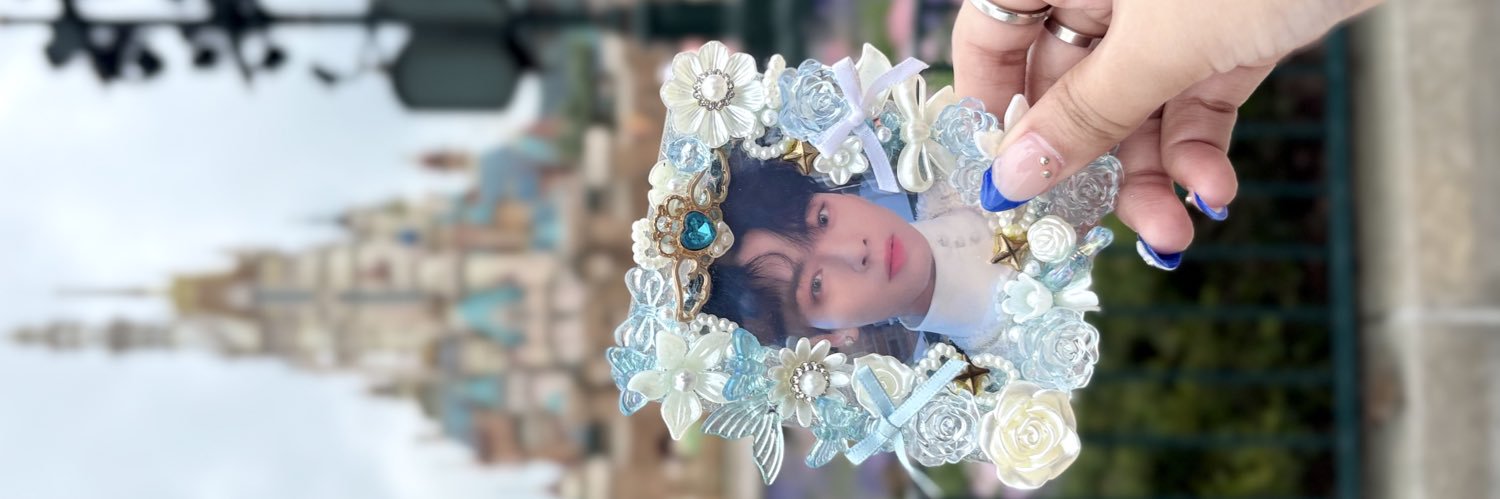 angeljkate's profile banner image