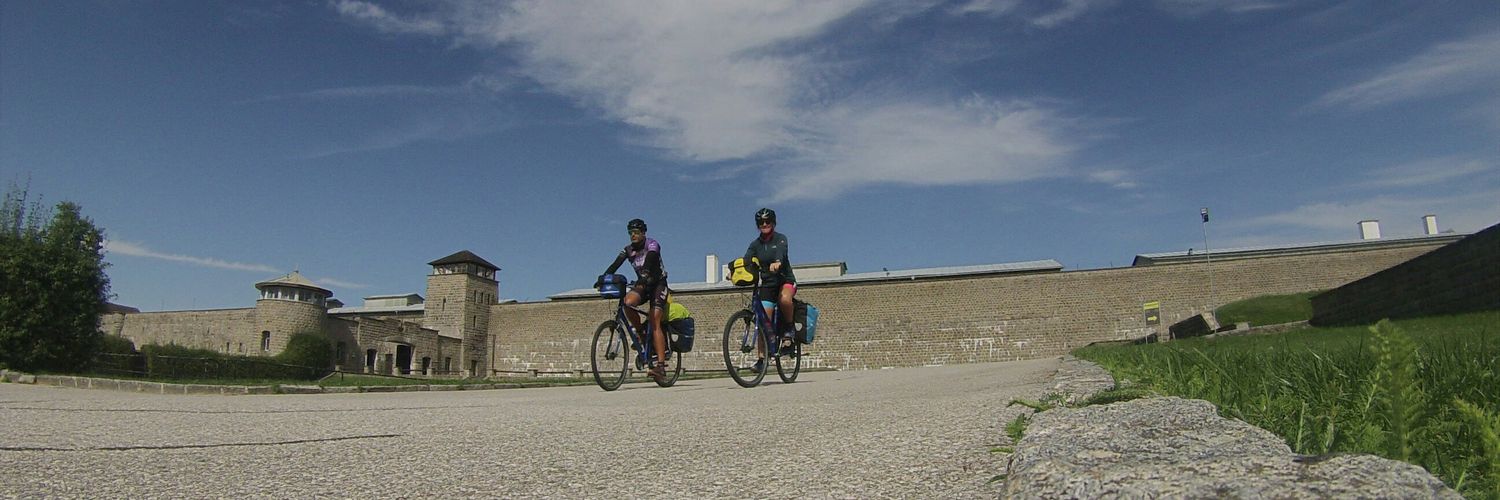 J.C Herrero 👣🎒🥾🌳🏔🐦 banner