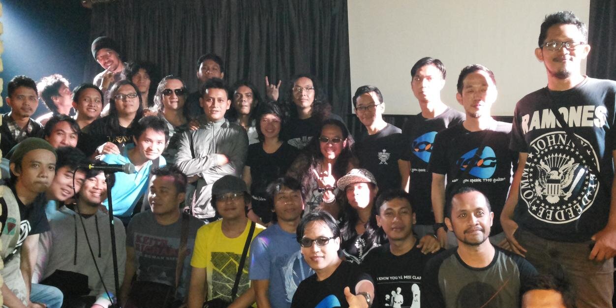 Land Of Guitarists banner