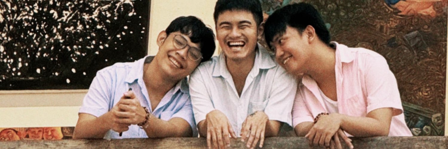 renieleee's profile banner image