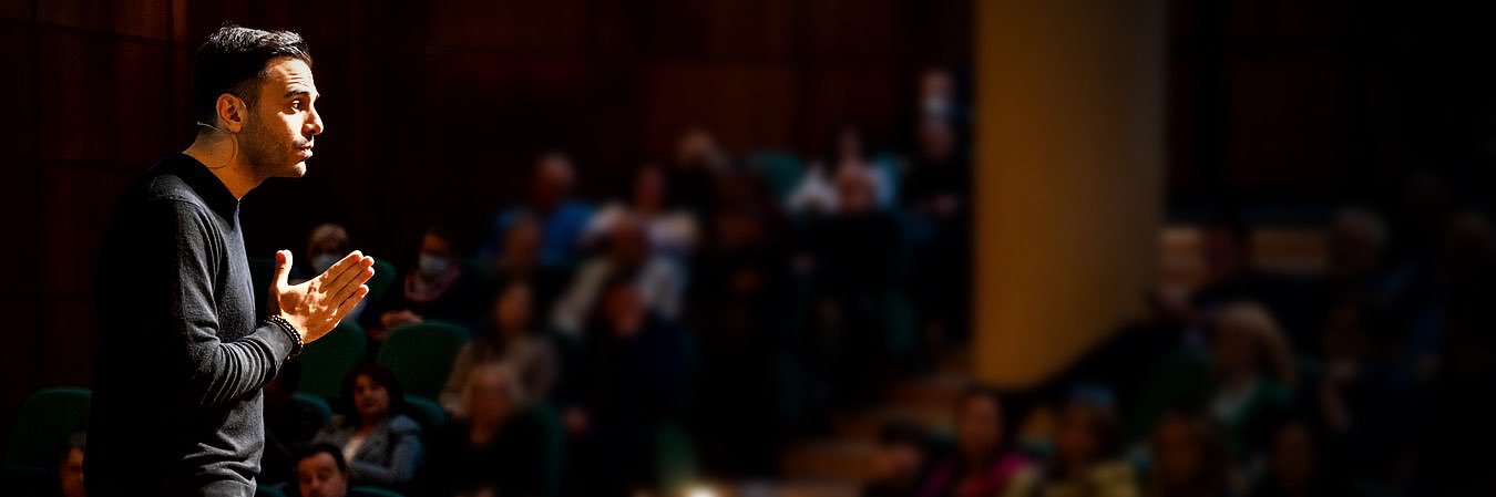 Μανώλης Χριστοδουλάκης's banner