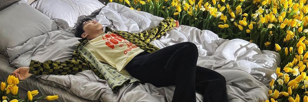 eelisabi's profile banner image
